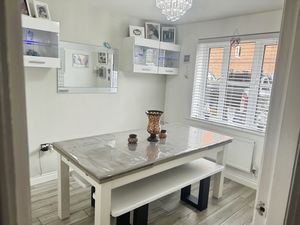 Dining Room - click for photo gallery